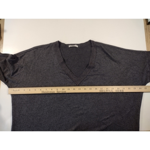 Jodifl oversized drop shoulder raw hem shirt - Picture 6 of 11